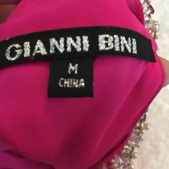 Flowy Dress - Picture 3 of 3